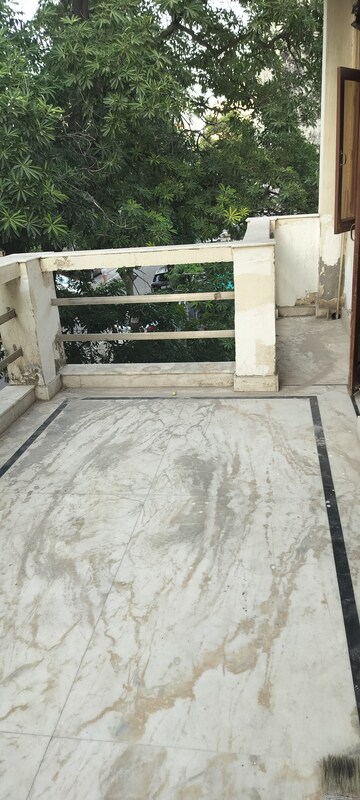 Balcony in 3 BHK Independent House at RWA Apartments Sector 50, Sector 50 – for Rent