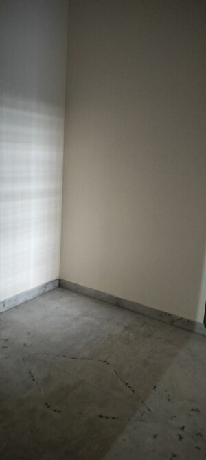 Room in 3 BHK Independent House at RWA Apartments Sector 50, Sector 50 – for Rent