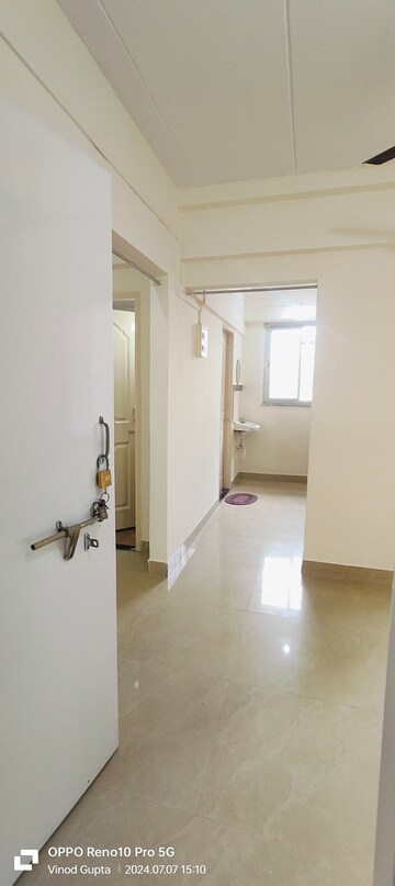 Building Lobby in 1 BHK Apartment at Century Tower, Prabhadevi – for Rent