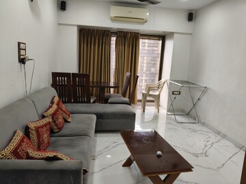 2 BHK Apartment For Rent in Lokhandwala Whispering Palms, Kandivali East