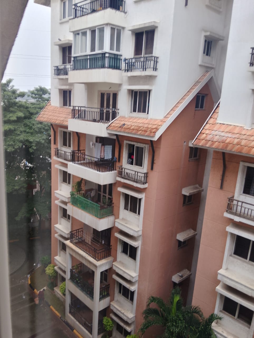 3 BHK + Pooja Room Apartment For Rent in Aditya DSR Lake Side