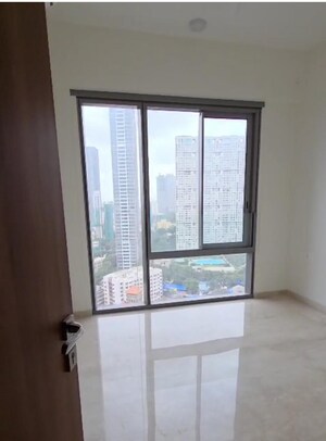 Room in 2 BHK Apartment at Piramal Mahalaxmi, Mahalaxmi – for Rent