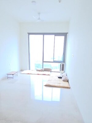 Room in 2 BHK Apartment at Piramal Mahalaxmi, Mahalaxmi – for Rent