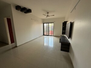 Room in 2 BHK Apartment at Bren Trillium, Hosa Road – for Sale