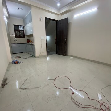1 BHK Builder Floor For Rent in Chattarpur