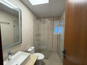 Master Bedroom in 3.5 BHK Apartment at Central Park Flower Valley Aqua Front Towers, Sohna Sector 33 – for Rent