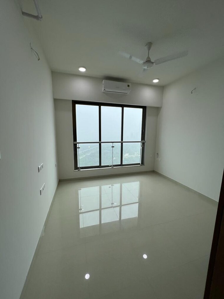 Room, chandak-cornerstone 2 Bedroom 650 Sq.Ft. Apartment In Worli Mumbai 9244807