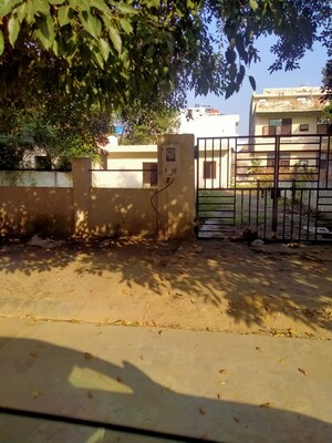 3 BHK Independent House For Sale in Sector 36 Greater Noida
