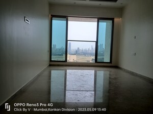 Room in 2 BHK Apartment at Chandak Cornerstone, Worli – for Rent