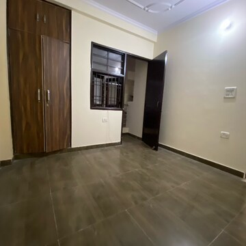 Room in 2 BHK Builder Floor at Chattarpur – for Rent