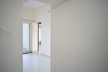 Room in 3 BHK Apartment at Warje – for Sale