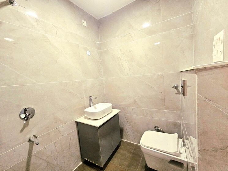 Bathroom, high ground 3 Bedroom 1150 Sq.Ft. Builder Floor In High Ground Zirakpur 9245015