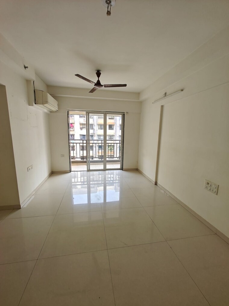 Room, godrej-prime 2.5 Bedroom 1000 Sq.Ft. Apartment In Chembur Mumbai 9244989