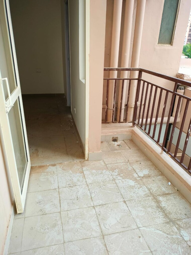 Balcony, suncity-avenue-76 2 Bedroom 682 Sq.Ft. Apartment In Sector 76 Gurgaon 9245042