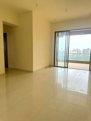 Room in 3 BHK Apartment at Ariisto Heaven Siesta, Mulund West – for Rent