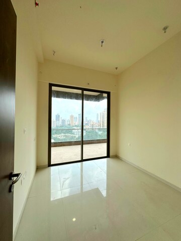 Room in 3 BHK Apartment at Ariisto Heaven Siesta, Mulund West – for Rent