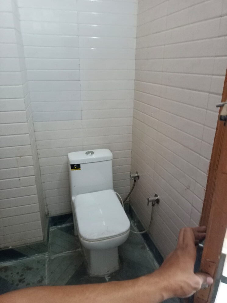 Bathroom, burari 2 Bedroom 720 Sq.Ft. Builder Floor In Burari Delhi 9245001