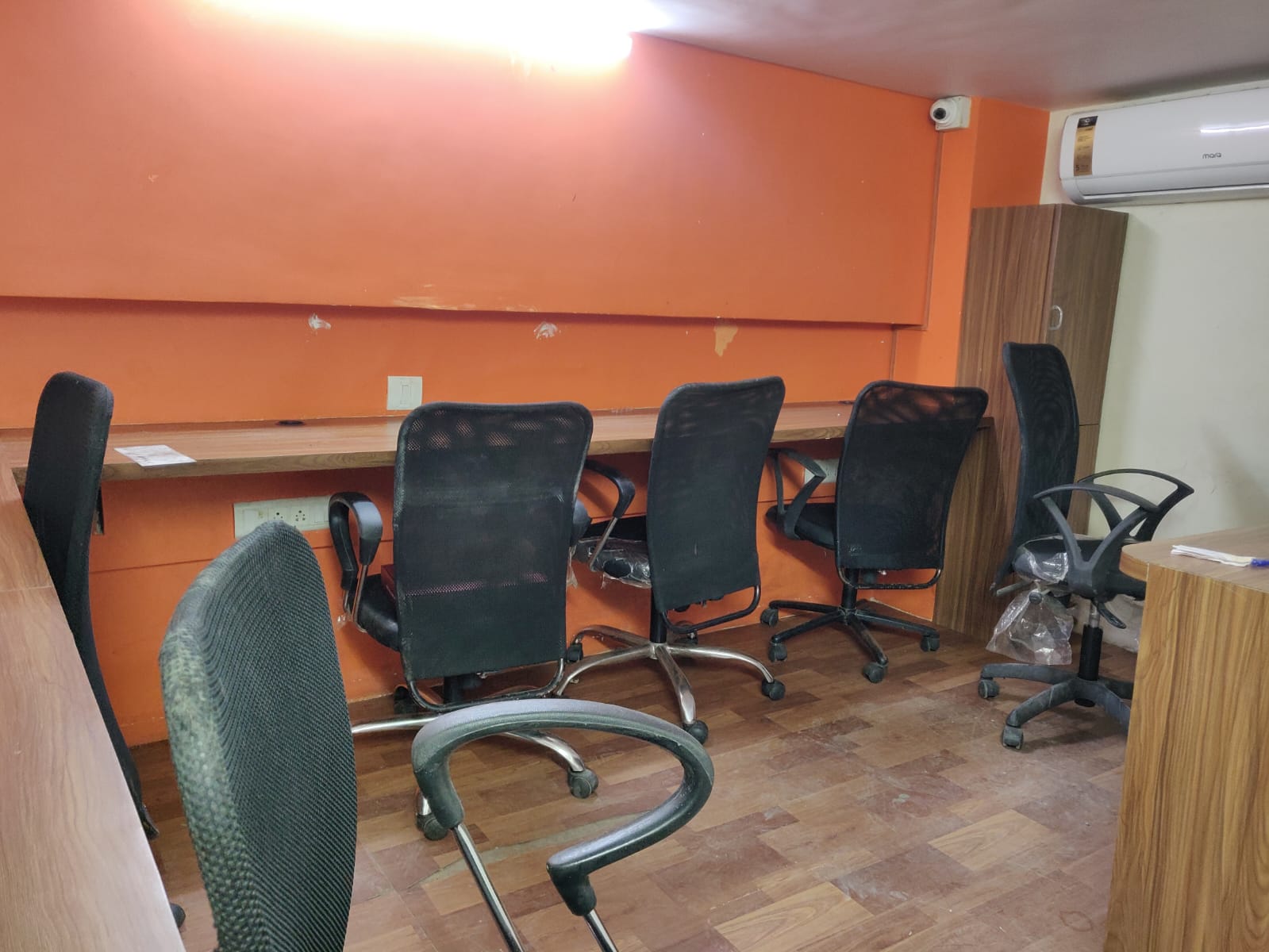 Office Space For Rent in Commercial Space 