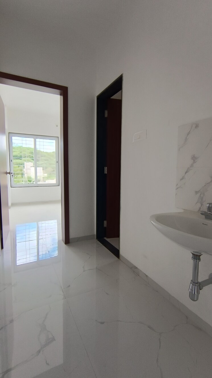 undefined, tulshibaugwale-colony 3 Bedroom 1500 Sq.Ft. Apartment In Sahakar Nagar Pune 9245085