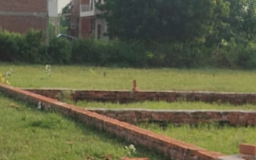 Plot For Sale in Amar Shaheed Path