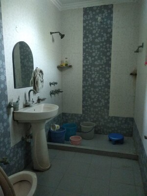 Bathroom in 2 BHK Builder Floor at Sector 16 A – for Rent