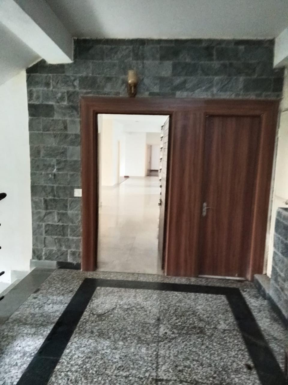 4 BHK + Servant Room,Study Room Apartment For Sale in Mapsko Royale Ville