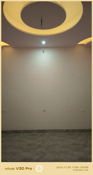 Room in 2 BHK Independent House at Chinhat – for Sale