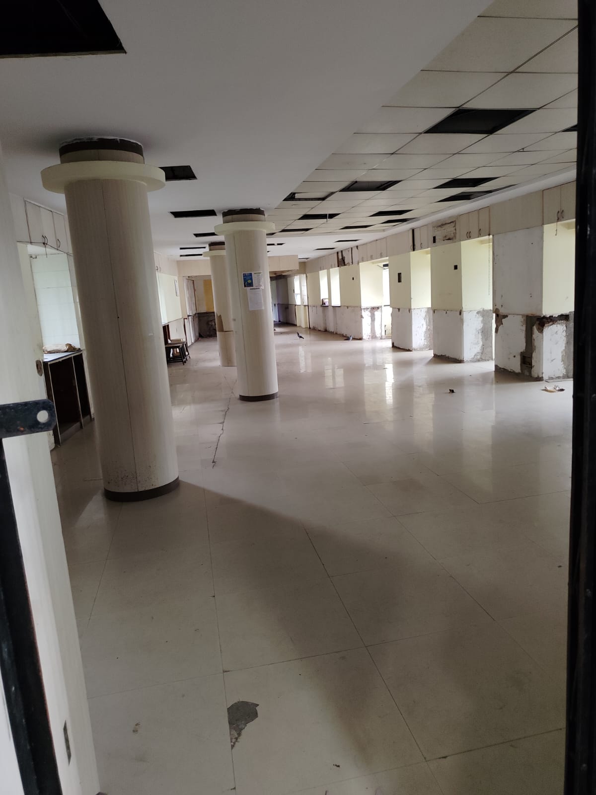 Office Space For Sale in Marine Lines