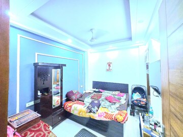 Bedroom in 2 BHK Builder Floor at Chattarpur – for Rent