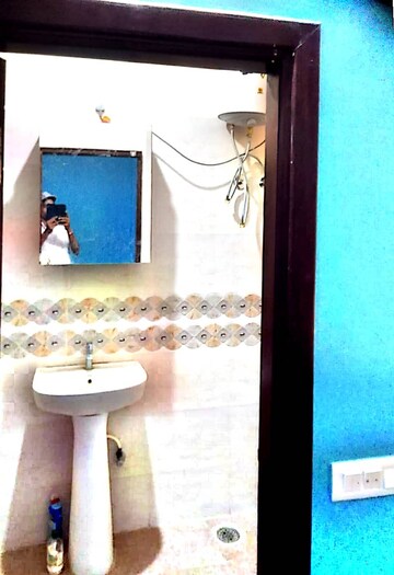 Furnished Amenities in 2 BHK Apartment at Signature VR Meadows, Electronic City Phase I – for Rent
