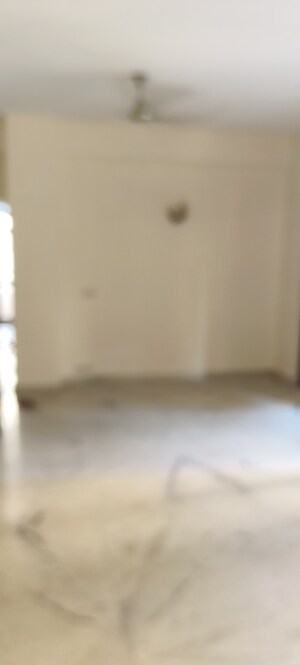 Furnished Amenities in 3 BHK Apartment at RWA Apartments Sector 50, Sector 50 – for Rent