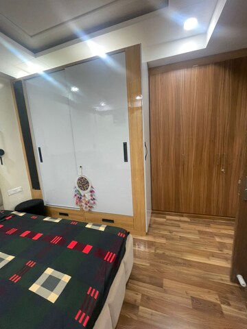Bedroom in 3 BHK Builder Floor at Suncity Vatsal Valley, Gwal Pahari – for Rent