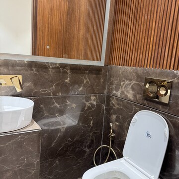 Attached Bathroom in 4 BHK Apartment at Ansal API Versalia, Sector 67a – for Rent