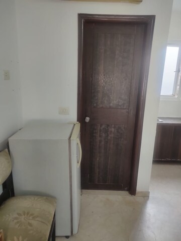 Living Room in 1 RK Builder Floor at South Extension ii – for Rent