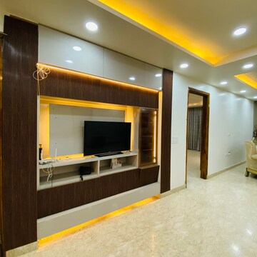 Living Room in 4 BHK Builder Floor at Uppal Southend, Sector 49 – for Rent