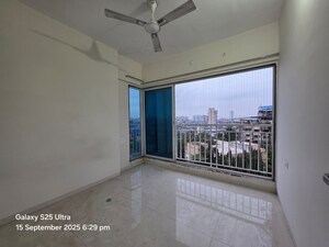 Room in 2 BHK Apartment at Archstone Infinity Tower, Kopar Khairane – for Rent