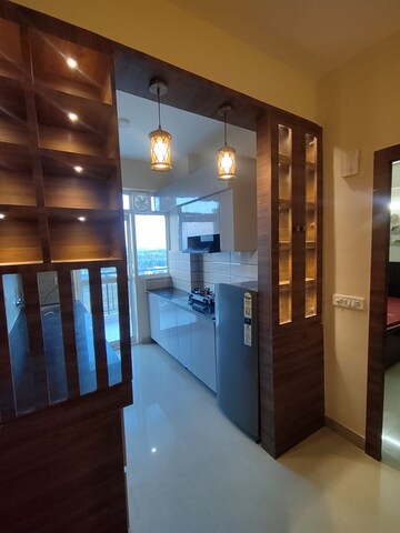 Room in 2 BHK Apartment at Suncity Avenue 76, Sector 76 – for Rent