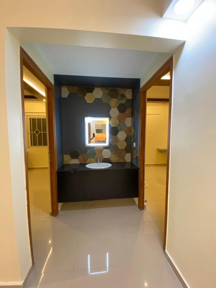 Other, incor-one-city 3 Bedroom 1735 Sq.Ft. Apartment In Kukatpally Hyderabad 9245094