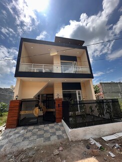 3 BHK + Servant Room,Study Room,Extra Room Independent House For Sale in Real Estate Harman Gill P