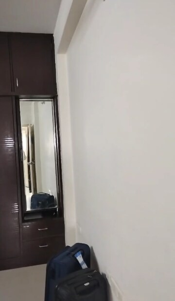 Furnished Amenities in 3 BHK Apartment at Cybercity Rainbow Vistas Rock Gardens, Hi Tech City – for Rent