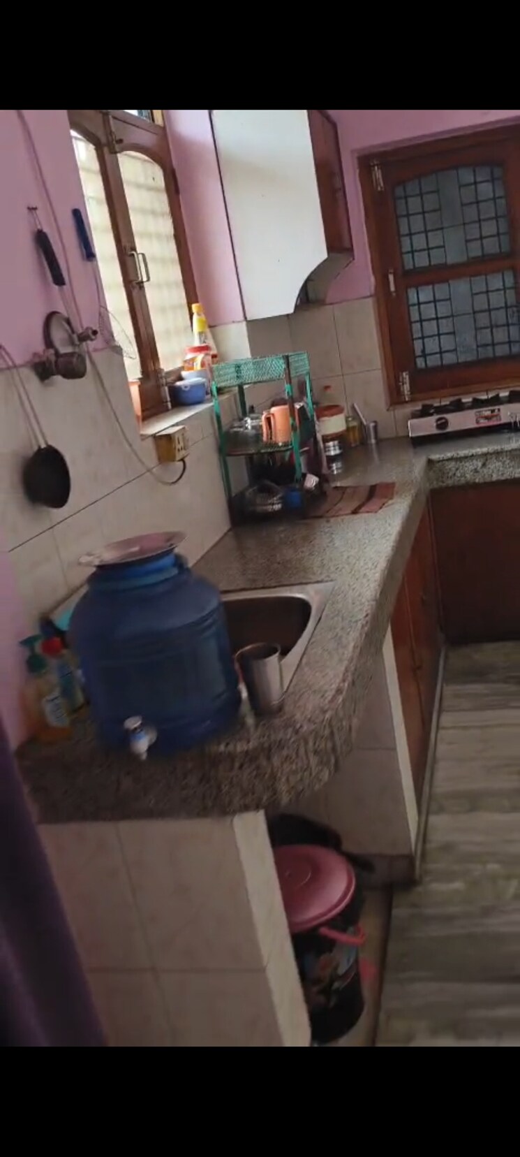  Parking, rwa-apartments-sector-71 1 Bedroom 700 Sq.Ft. Apartment In Sector 71 Noida 9245331