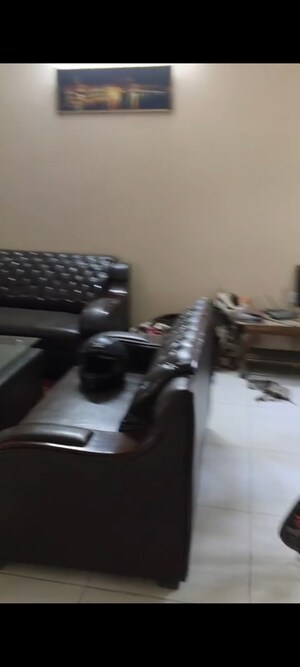 3 BHK Apartment For Rent in RWA Apartments Sector 72, Sector 72