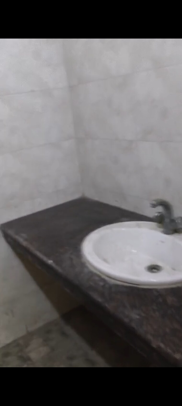 Bathroom, rwa-apartments-sector-72 3 Bedroom 250 Sq.Ft. Apartment In Sector 72 Noida 9245394