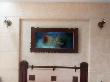 Furnished Amenities in 2 BHK Apartment at Khar West – for Sale