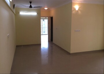 Room in 2 BHK Apartment at Nahar Lilium Lantana, Chandivali – for Rent