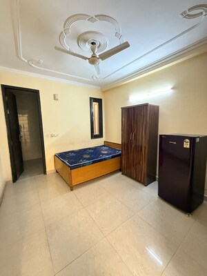 1 RK Builder Floor For Rent in Chattarpur