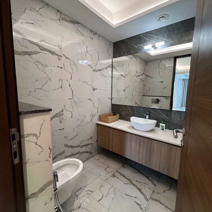 Bathroom, sector 14 5 Bedroom 729 Sq.Yd. Builder Floor In Sector 14 Gurgaon 9245537