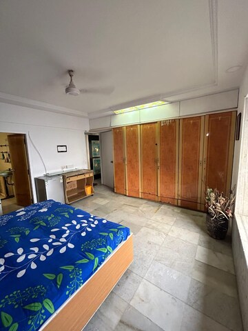Bedroom in 2 BHK Apartment at Grenville CHS, Andheri West – for Rent