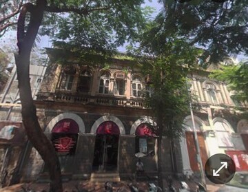  Showroom For Sale in Cst Area