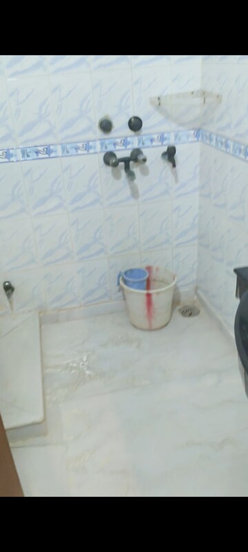 Bathroom in 3 BHK Apartment at NTPC Township, Sector 33 – for Rent